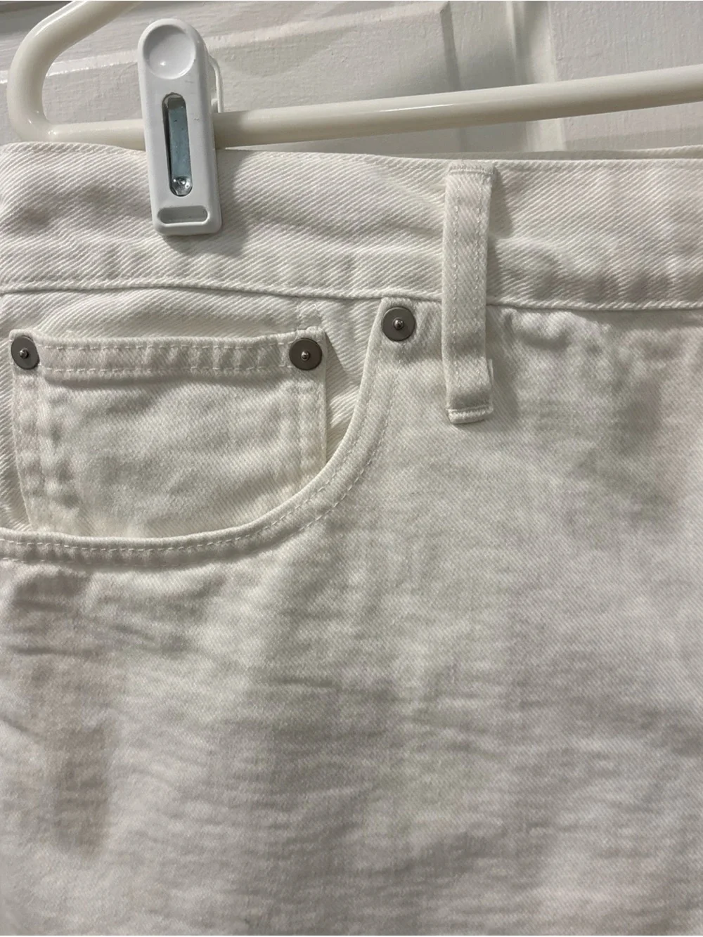 Madewell Women’s Relaxed Denim Shorts Tile White Size 30 Raw Hem Button Fly EUC